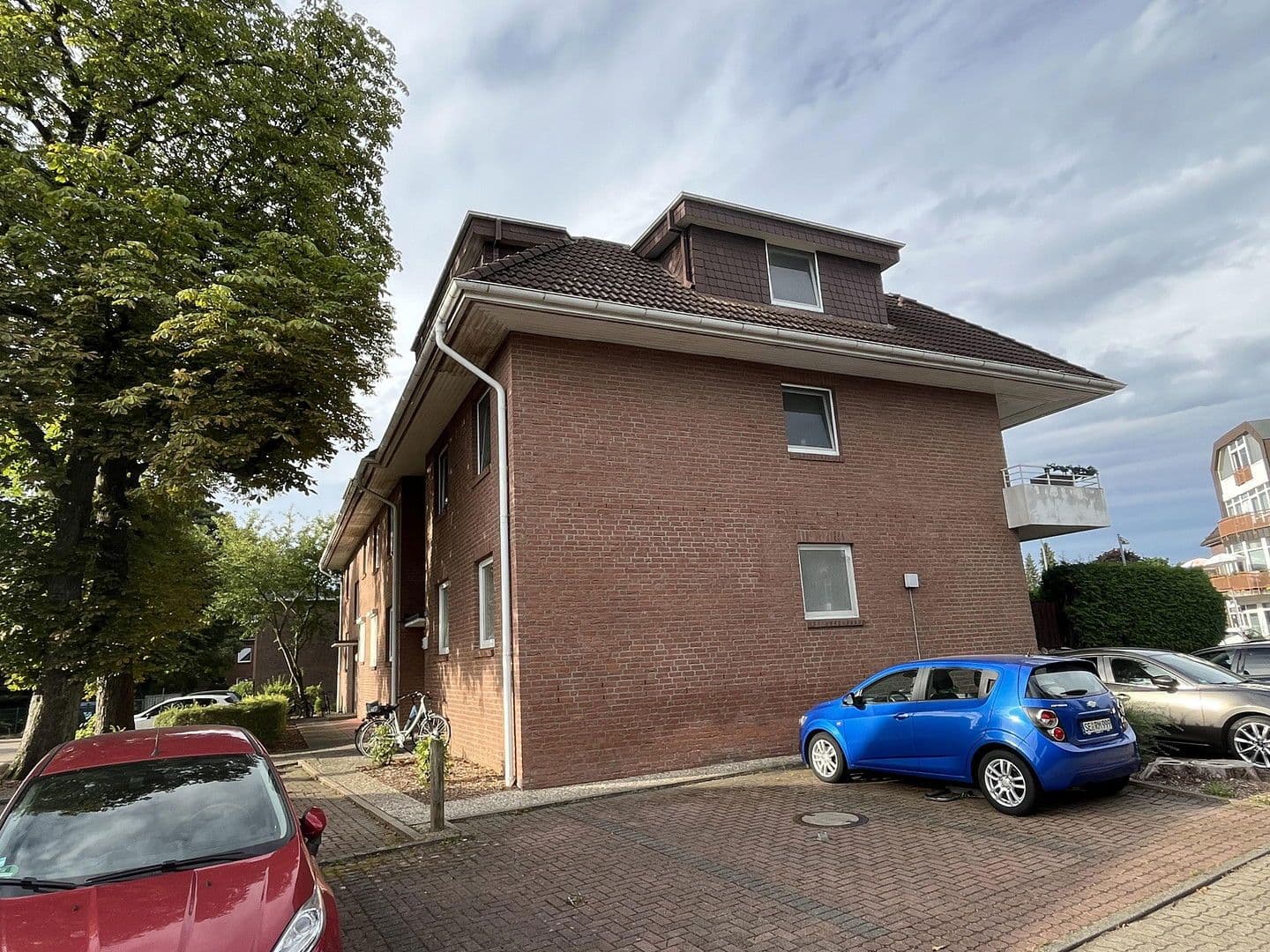 Prodej bytu 2+1 57 m², Ulzburger Str 142, Norderstedt, Šlesvicko-Holštýnsko Prodej bytu 2+1 57 m², Ulzburger Str 142, Norderstedt, Šlesvicko-Holštýnsko