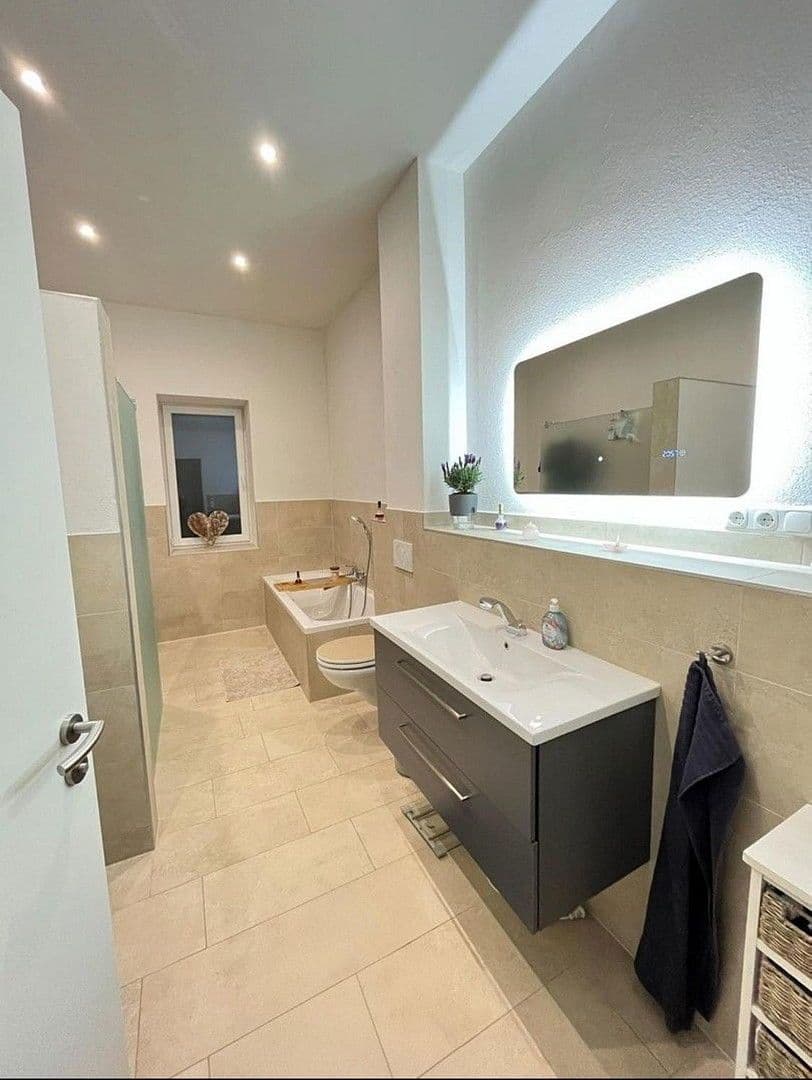 Prodej bytu 4+1 144 m², Greußenheim, Bavorsko Prodej bytu 4+1 144 m², Greußenheim, Bavorsko