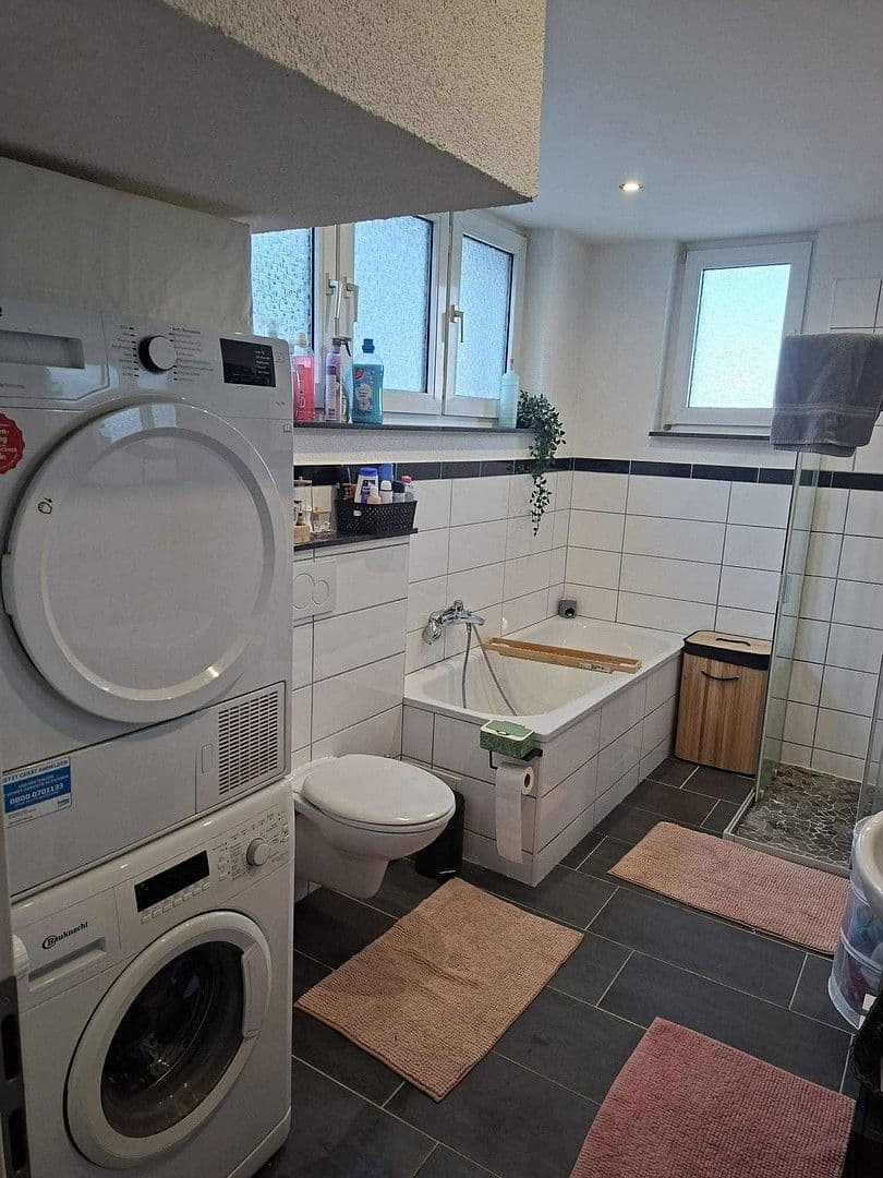 Pronájem domu 105 m², pozemek 200 m², Sprockhövel, Severní Porýní-Vestfálsko Pronájem domu 105 m², pozemek 200 m², Sprockhövel, Severní Porýní-Vestfálsko