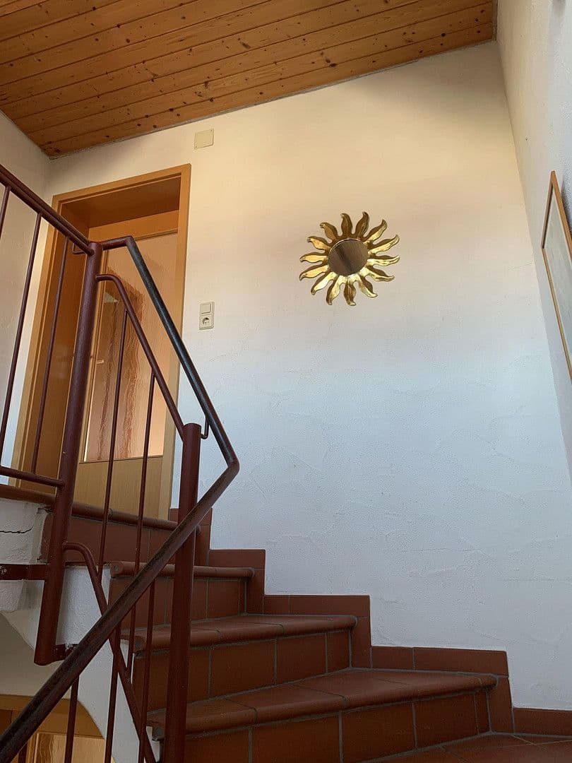 Pronájem bytu 3+1 80 m², Ebersbach an der Fils, Bádensko-Württembersko Pronájem bytu 3+1 80 m², Ebersbach an der Fils, Bádensko-Württembersko