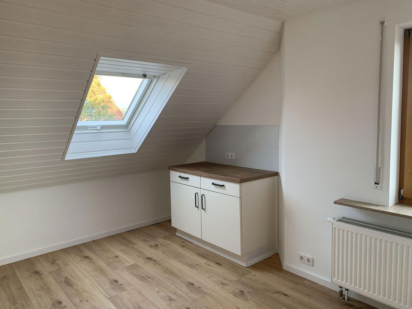 Pronájem bytu 3+1 80 m², Ebersbach an der Fils, Bádensko-Württembersko Pronájem bytu 3+1 80 m², Ebersbach an der Fils, Bádensko-Württembersko