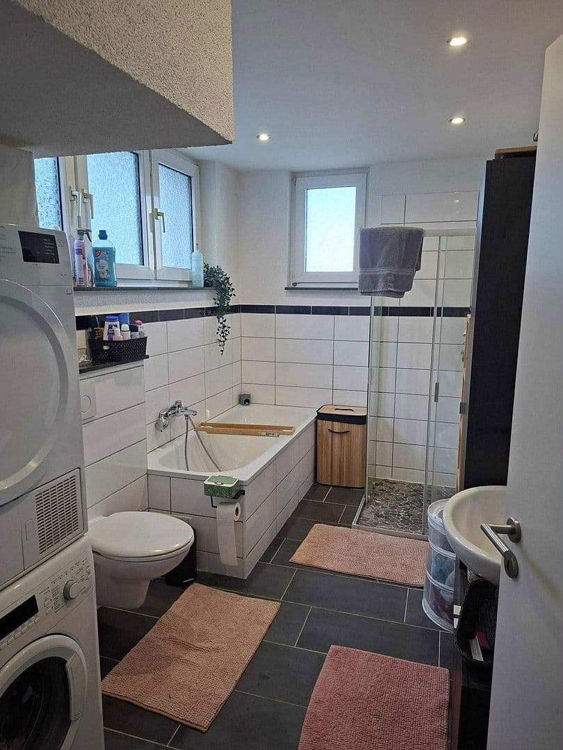 Pronájem bytu 4+kk 105 m², Sprockhövel, Severní Porýní-Vestfálsko Pronájem bytu 4+kk 105 m², Sprockhövel, Severní Porýní-Vestfálsko