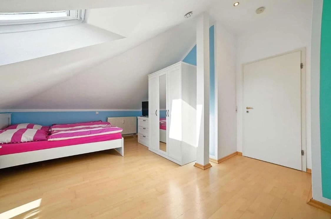 Pronájem bytu 2+1 63 m², Obere Bergstraße 54, Radebeul, Sasko Pronájem bytu 2+1 63 m², Obere Bergstraße 54, Radebeul, Sasko