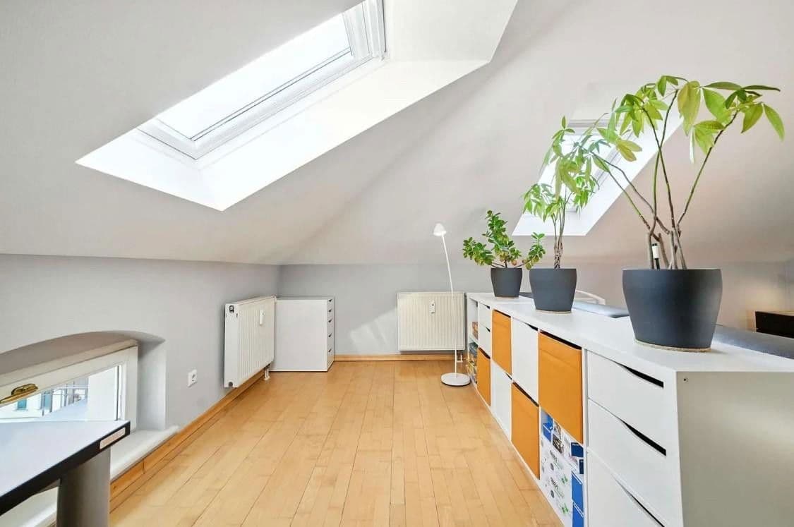 Pronájem bytu 2+1 63 m², Obere Bergstraße 54, Radebeul, Sasko Pronájem bytu 2+1 63 m², Obere Bergstraße 54, Radebeul, Sasko