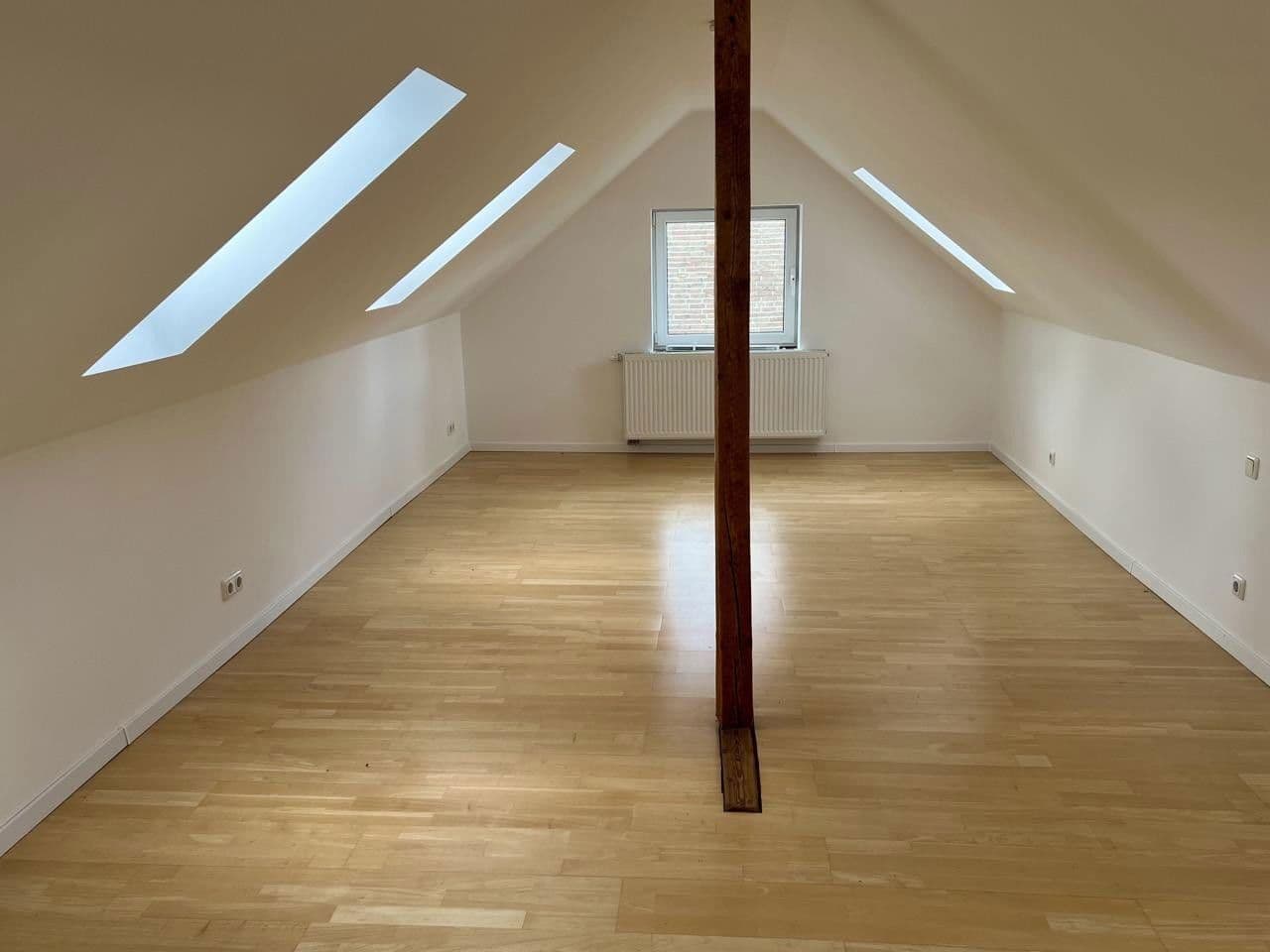Prodej domu 238 m², pozemek 323 m², Im Lerchenfeld 10, Herdecke, Severní Porýní-Vestfálsko Prodej domu 238 m², pozemek 323 m², Im Lerchenfeld 10, Herdecke, Severní Porýní-Vestfálsko