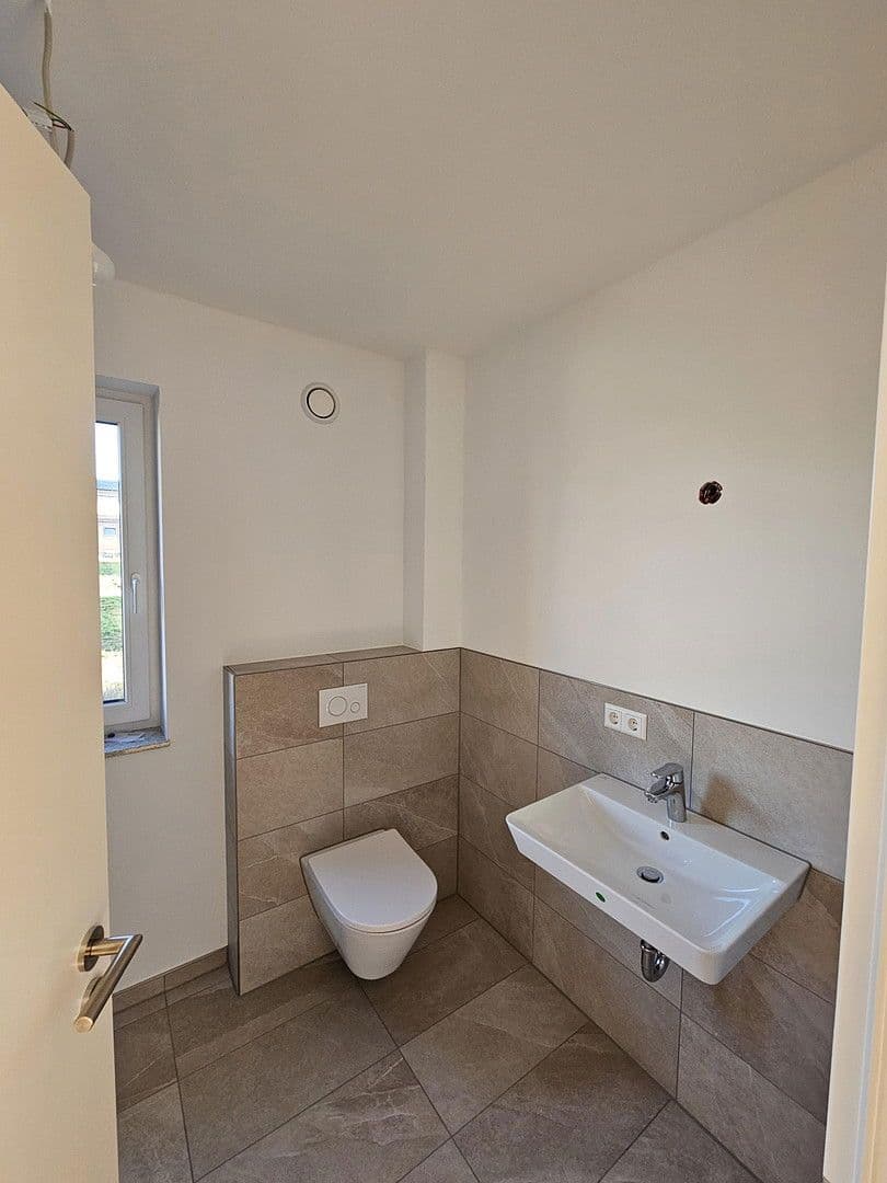 Pronájem bytu 3+1 69 m², Attenweiler, Bádensko-Württembersko Pronájem bytu 3+1 69 m², Attenweiler, Bádensko-Württembersko