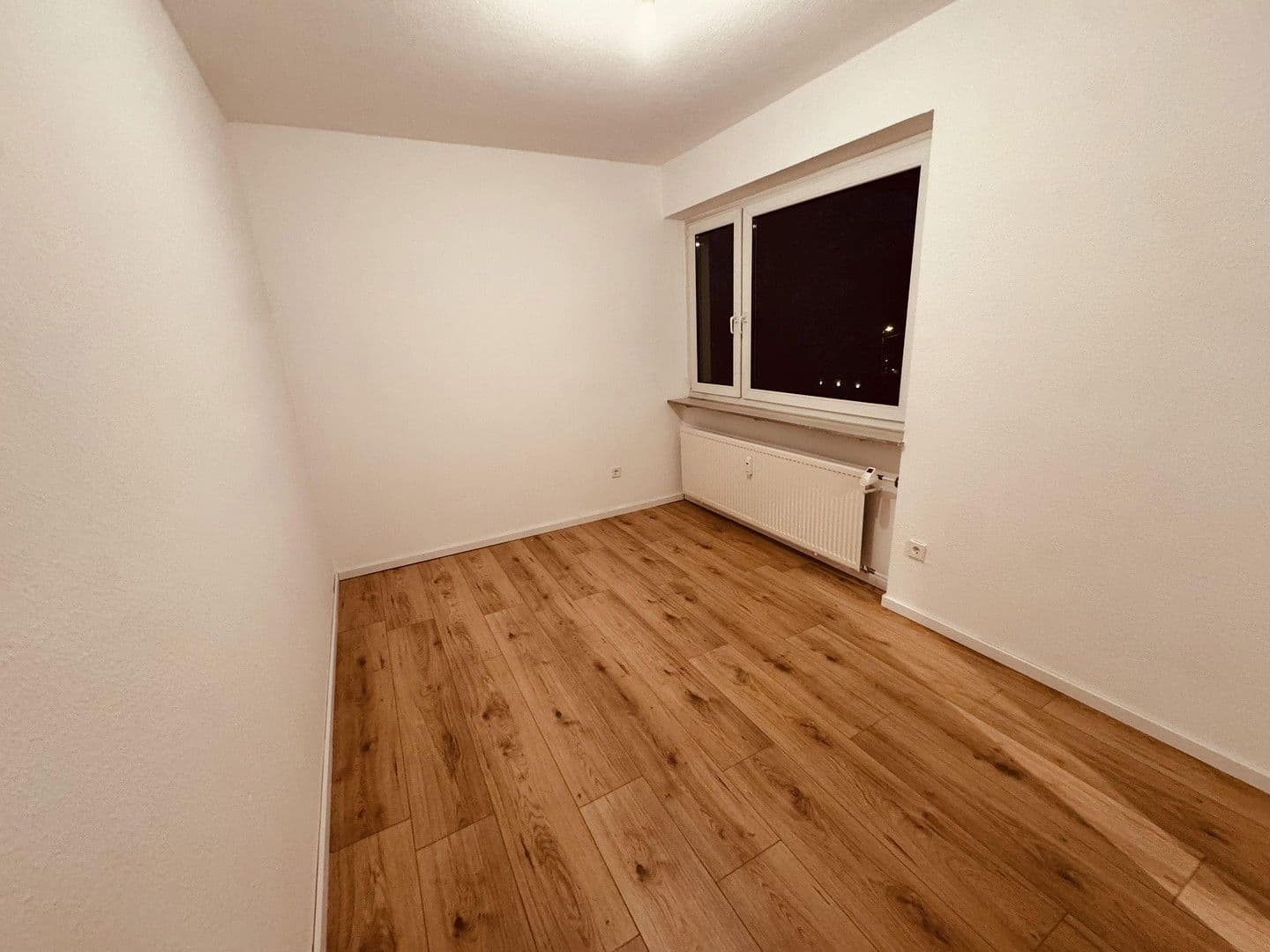 Pronájem bytu 3+1 75 m², Carl-Benz-Straße 12, Mainz, Porýní-Falc Pronájem bytu 3+1 75 m², Carl-Benz-Straße 12, Mainz, Porýní-Falc