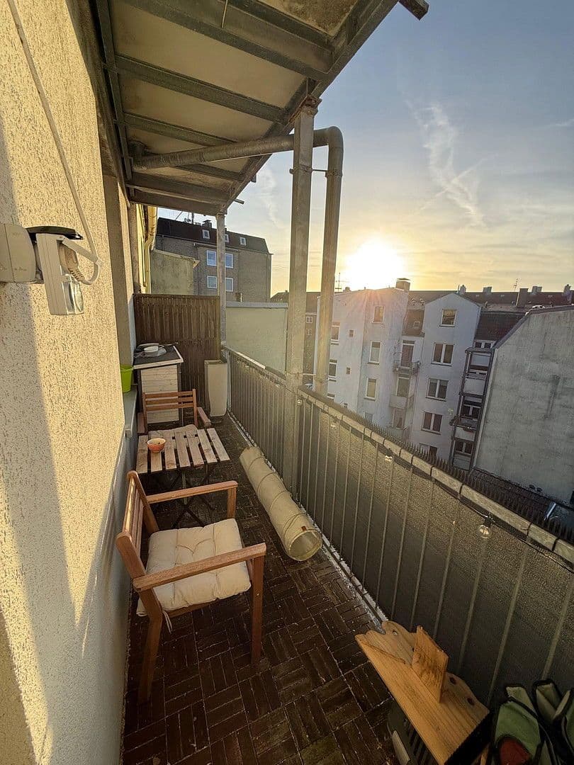 Pronájem bytu 3+1 76 m², Holtenauer Straße 209, Kiel, Šlesvicko-Holštýnsko Pronájem bytu 3+1 76 m², Holtenauer Straße 209, Kiel, Šlesvicko-Holštýnsko