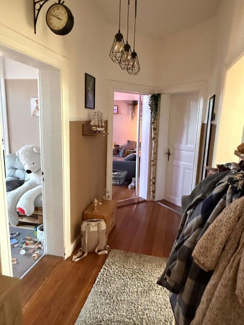 Pronájem bytu 3+1 76 m², Holtenauer Straße 209, Kiel, Šlesvicko-Holštýnsko Pronájem bytu 3+1 76 m², Holtenauer Straße 209, Kiel, Šlesvicko-Holštýnsko