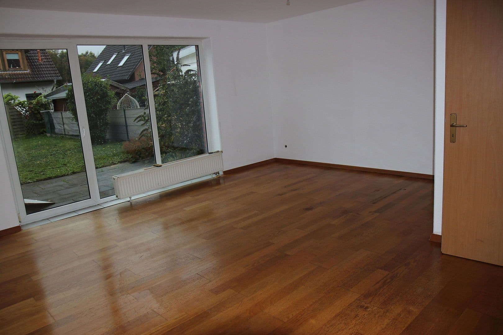 Prodej domu 114 m², pozemek 300 m², Rotenburg, Dolní Sasko Prodej domu 114 m², pozemek 300 m², Rotenburg, Dolní Sasko