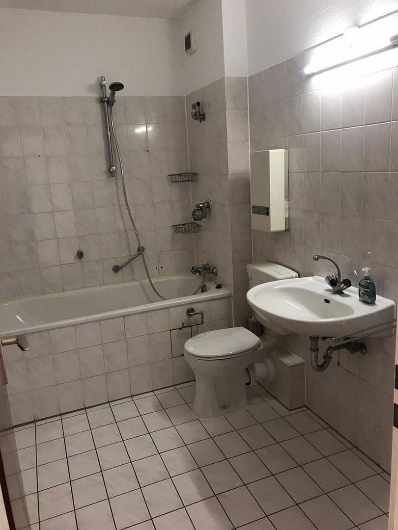 Pronájem bytu 3+1 76 m², Lange Stücke 58, Wolfsburg Fallersleben, Dolní Sasko Pronájem bytu 3+1 76 m², Lange Stücke 58, Wolfsburg Fallersleben, Dolní Sasko