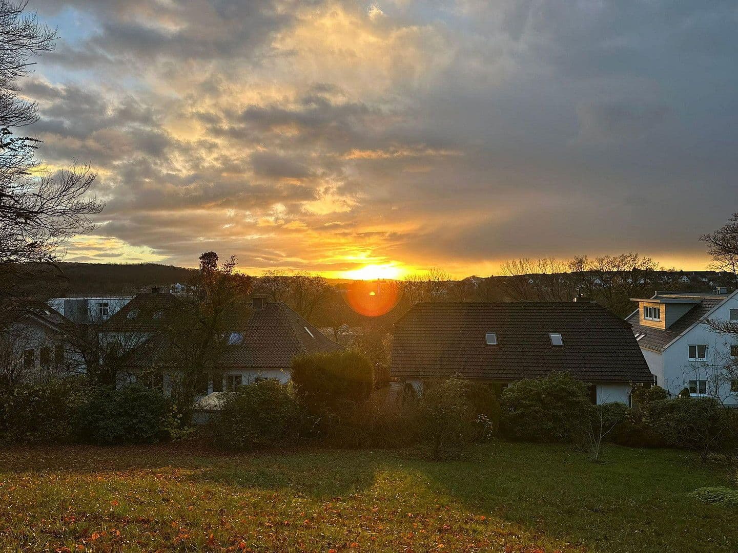 Prodej pozemku 1.710 m², Schillerstraße 21, Menden (Sauerland), Severní Porýní-Vestfálsko Prodej pozemku 1.710 m², Schillerstraße 21, Menden (Sauerland), Severní Porýní-Vestfálsko