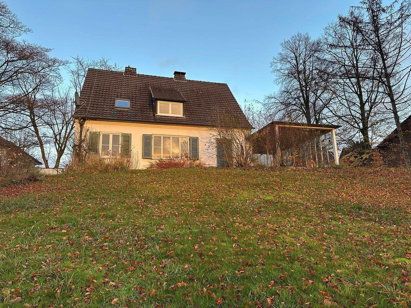 Prodej pozemku 1.710 m², Schillerstraße 21, Menden (Sauerland), Severní Porýní-Vestfálsko Prodej pozemku 1.710 m², Schillerstraße 21, Menden (Sauerland), Severní Porýní-Vestfálsko