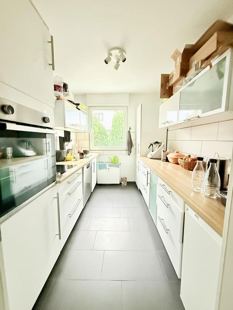 Pronájem bytu 3+1 93 m², Ingelheim am Rhein, Porýní-Falc Pronájem bytu 3+1 93 m², Ingelheim am Rhein, Porýní-Falc