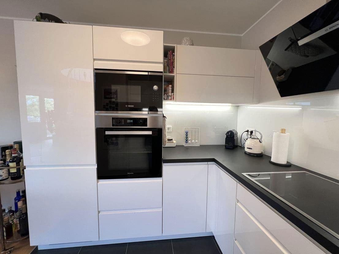 Pronájem bytu 3+1 75 m², Hitlstrasse 7, München, Bavorsko Pronájem bytu 3+1 75 m², Hitlstrasse 7, München, Bavorsko