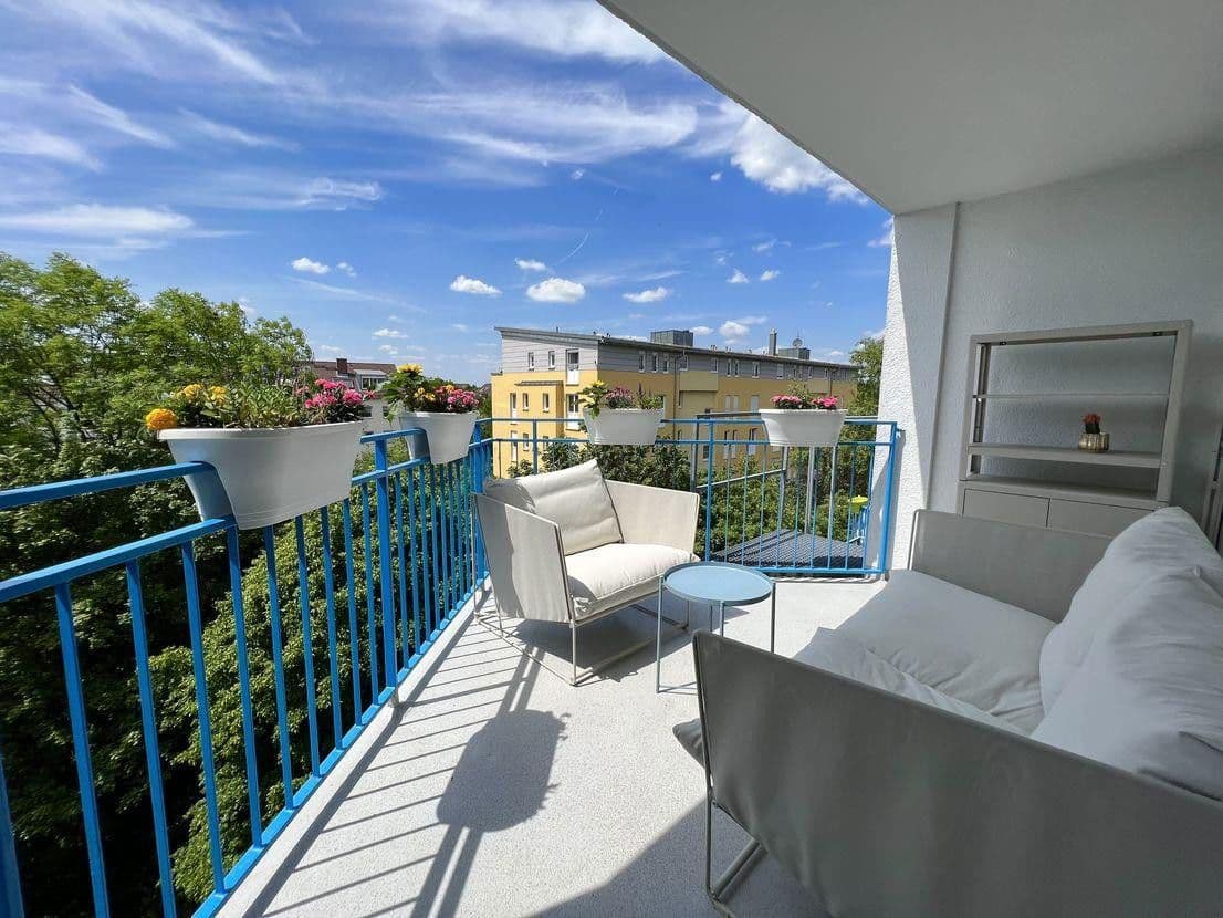 Pronájem bytu 3+1 75 m², Hitlstrasse 7, München, Bavorsko Pronájem bytu 3+1 75 m², Hitlstrasse 7, München, Bavorsko