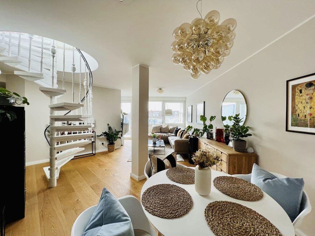 Pronájem bytu 3+1 75 m², Hitlstrasse 7, München, Bavorsko Pronájem bytu 3+1 75 m², Hitlstrasse 7, München, Bavorsko