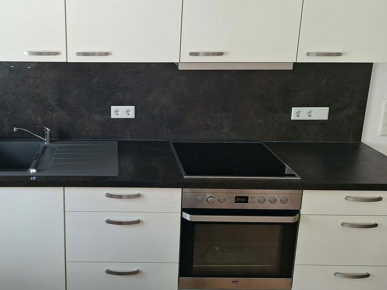 Pronájem bytu 3+1 81 m², Bleicherstraße 4, Rostock, Mecklenburg-Vorpommern Pronájem bytu 3+1 81 m², Bleicherstraße 4, Rostock, Mecklenburg-Vorpommern