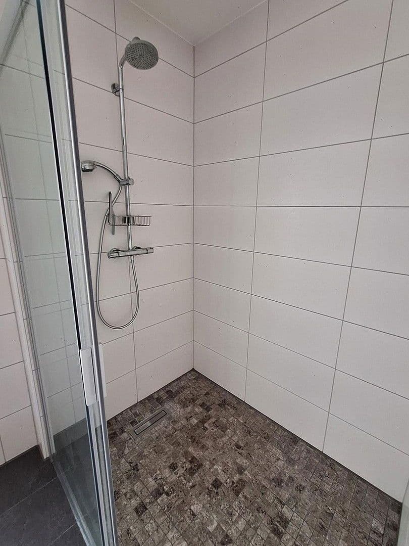 Pronájem bytu 3+1 81 m², Bleicherstraße 4, Rostock, Mecklenburg-Vorpommern Pronájem bytu 3+1 81 m², Bleicherstraße 4, Rostock, Mecklenburg-Vorpommern