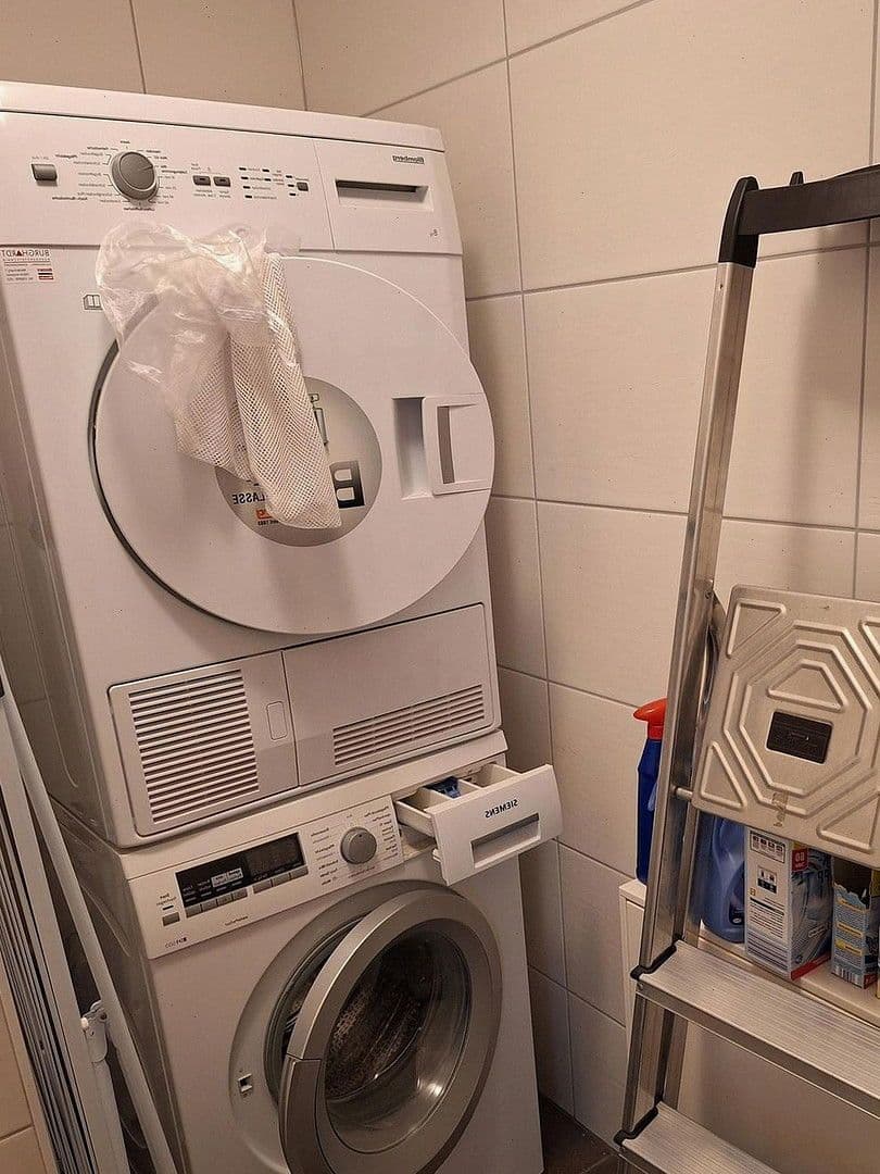 Pronájem bytu 3+1 81 m², Bleicherstraße 4, Rostock, Mecklenburg-Vorpommern Pronájem bytu 3+1 81 m², Bleicherstraße 4, Rostock, Mecklenburg-Vorpommern