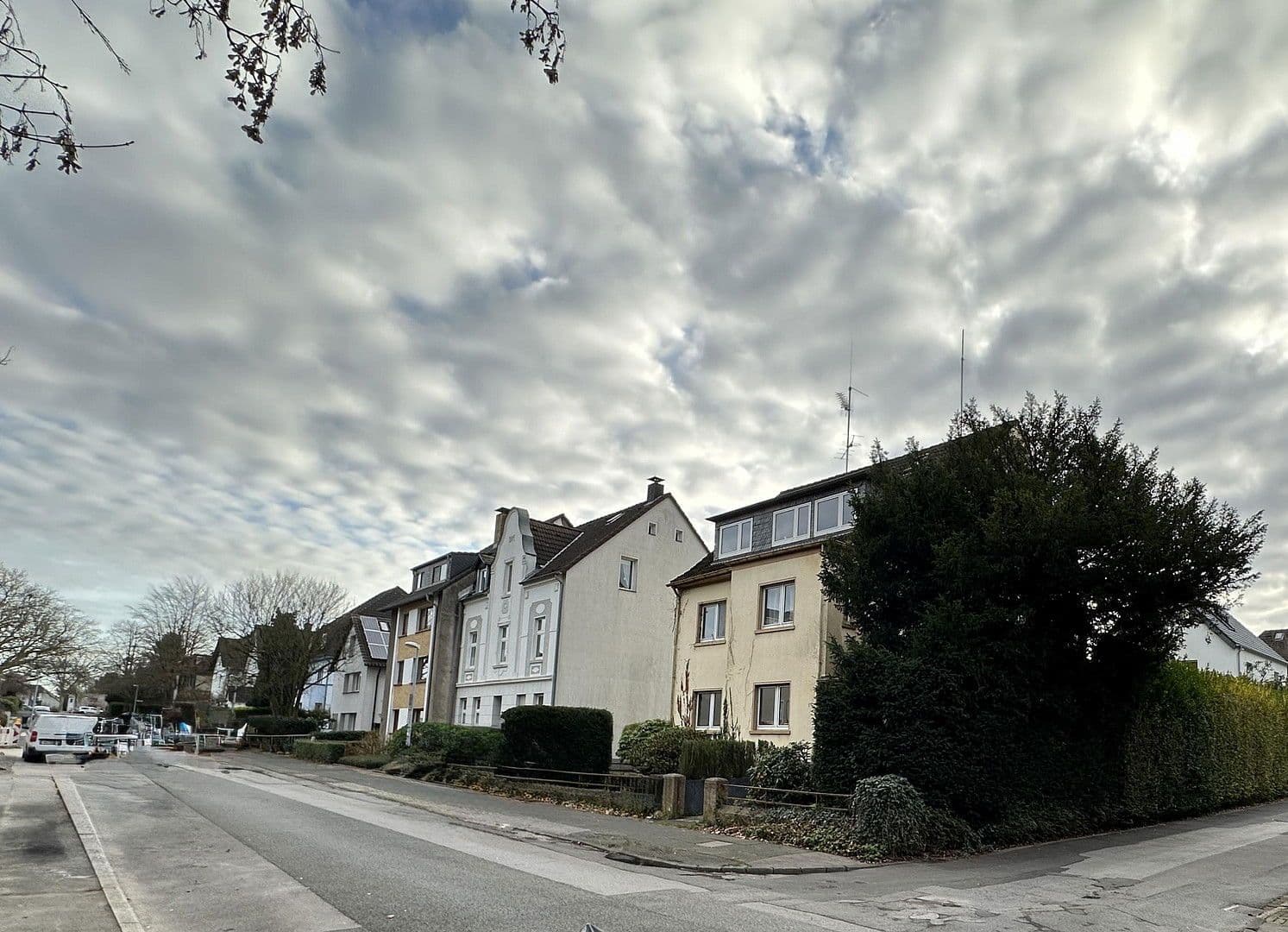 Prodej domu 229 m², pozemek 588 m², Oppspring 22, Mülheim an der Ruhr, Severní Porýní-Vestfálsko Prodej domu 229 m², pozemek 588 m², Oppspring 22, Mülheim an der Ruhr, Severní Porýní-Vestfálsko