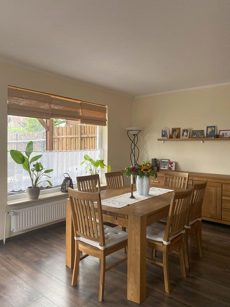 Prodej domu 105 m², pozemek 328 m², Nisblestr, 24, Berlin, Berlín Prodej domu 105 m², pozemek 328 m², Nisblestr, 24, Berlin, Berlín