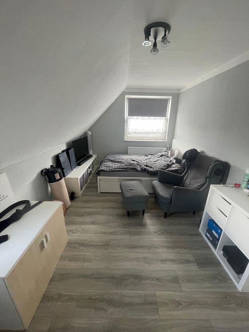 Prodej domu 105 m², pozemek 328 m², Nisblestr, 24, Berlin, Berlín Prodej domu 105 m², pozemek 328 m², Nisblestr, 24, Berlin, Berlín