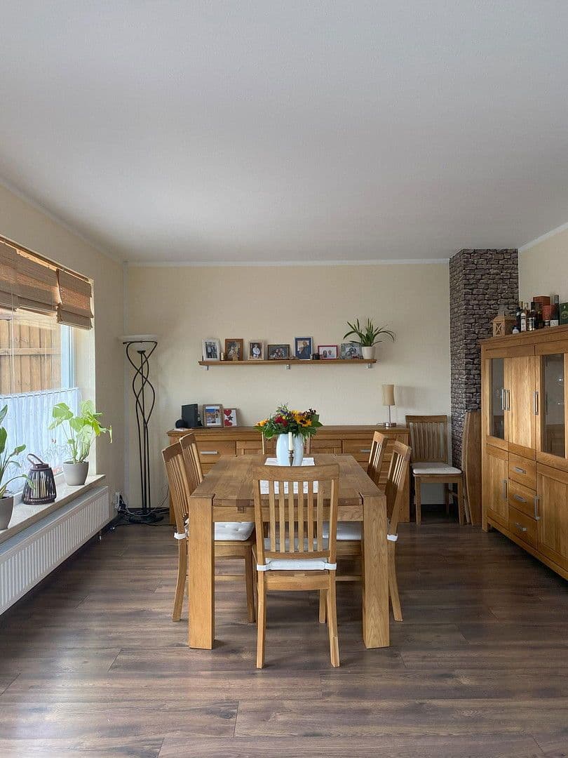 Prodej domu 105 m², pozemek 328 m², Nisblestr, 24, Berlin, Berlín Prodej domu 105 m², pozemek 328 m², Nisblestr, 24, Berlin, Berlín