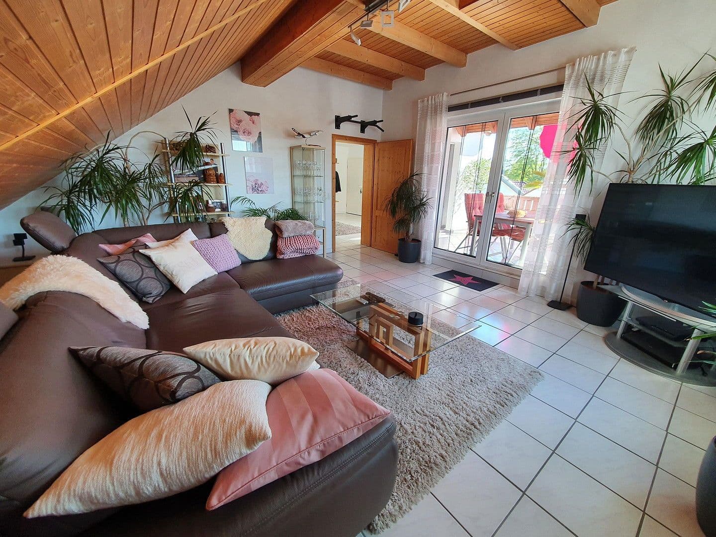 Prodej bytu 3+1 112 m², Albert-Schweitzer-Straße, Trebur, Hessen Prodej bytu 3+1 112 m², Albert-Schweitzer-Straße, Trebur, Hessen