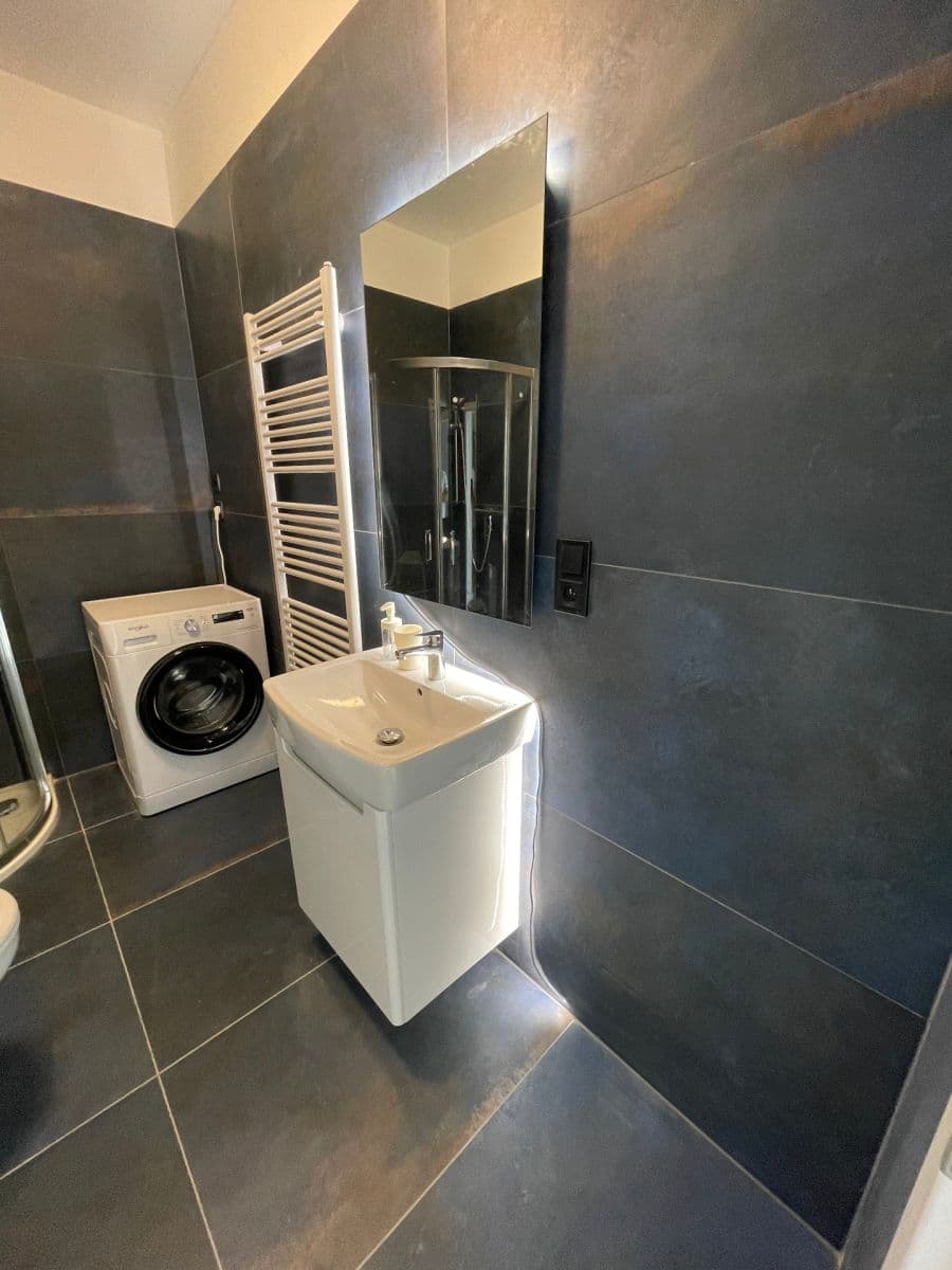 Prodej domu 300 m², pozemek 198 m², Slovinská, Brno, Jihomoravský kraj Prodej domu 300 m², pozemek 198 m², Slovinská, Brno, Jihomoravský kraj