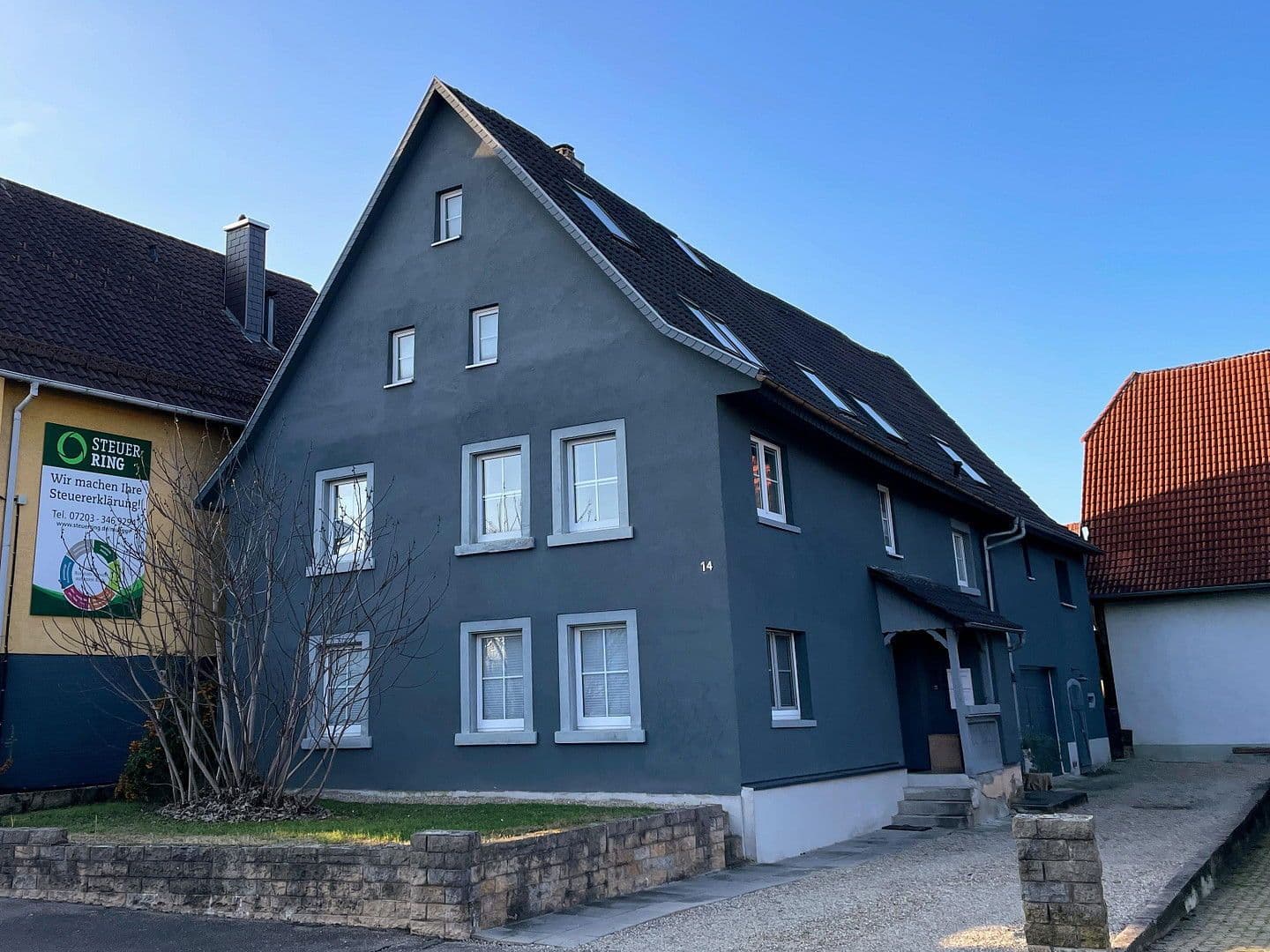 Prodej domu 263 m², pozemek 989 m², Walzbachtal, Bádensko-Württembersko Prodej domu 263 m², pozemek 989 m², Walzbachtal, Bádensko-Württembersko