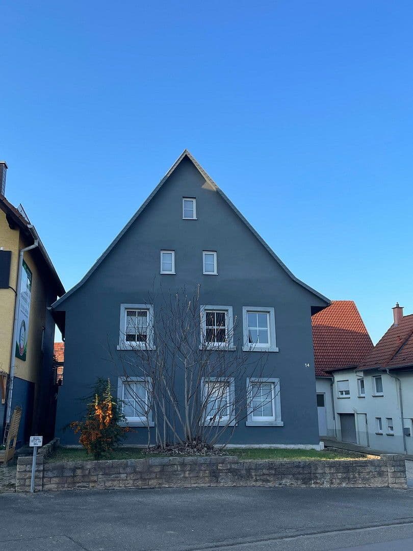 Prodej domu 263 m², pozemek 989 m², Walzbachtal, Bádensko-Württembersko Prodej domu 263 m², pozemek 989 m², Walzbachtal, Bádensko-Württembersko