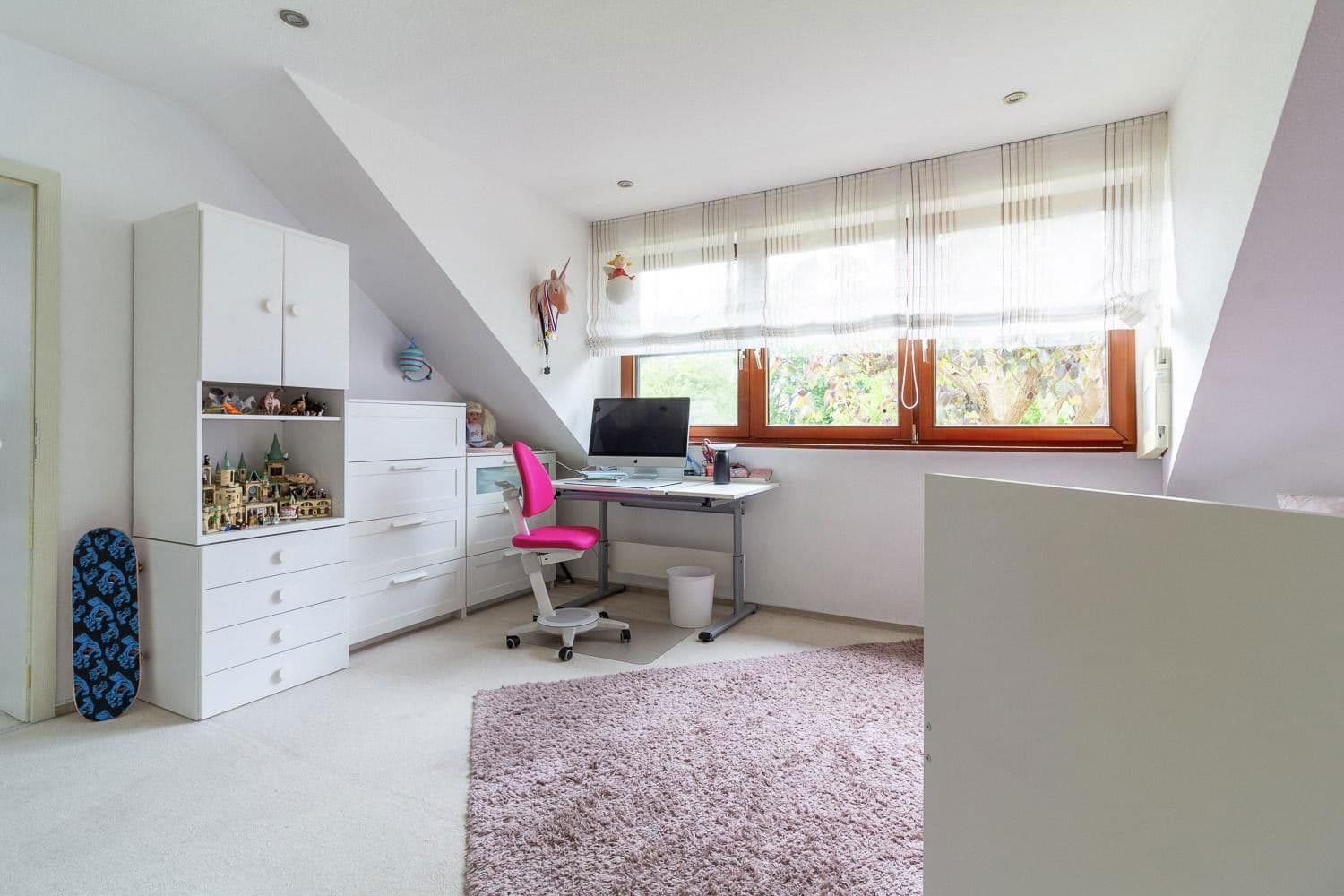 Prodej domu 186 m², pozemek 1.588 m², Hamm, Severní Porýní-Vestfálsko Prodej domu 186 m², pozemek 1.588 m², Hamm, Severní Porýní-Vestfálsko