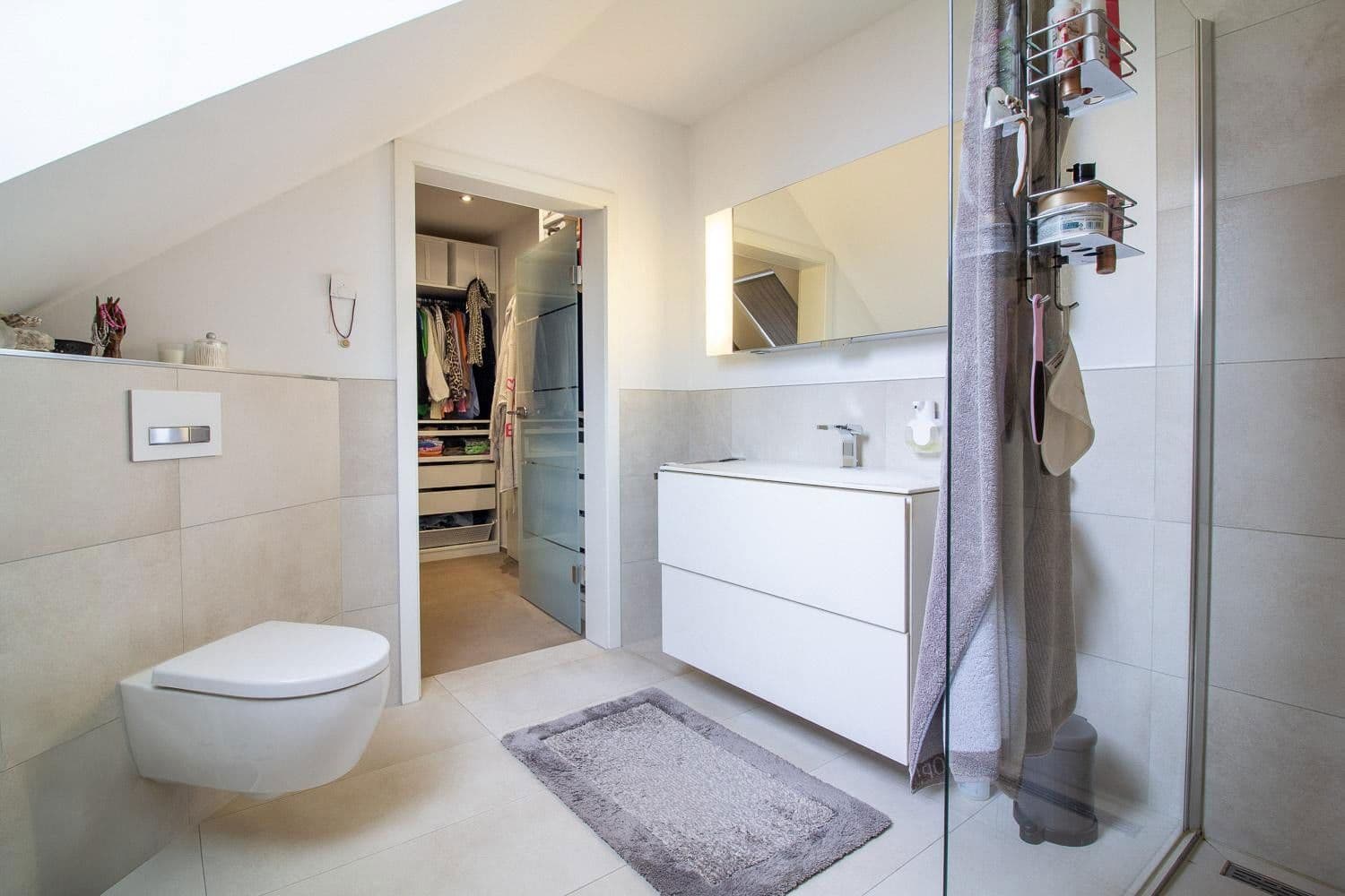 Prodej domu 186 m², pozemek 1.588 m², Hamm, Severní Porýní-Vestfálsko Prodej domu 186 m², pozemek 1.588 m², Hamm, Severní Porýní-Vestfálsko