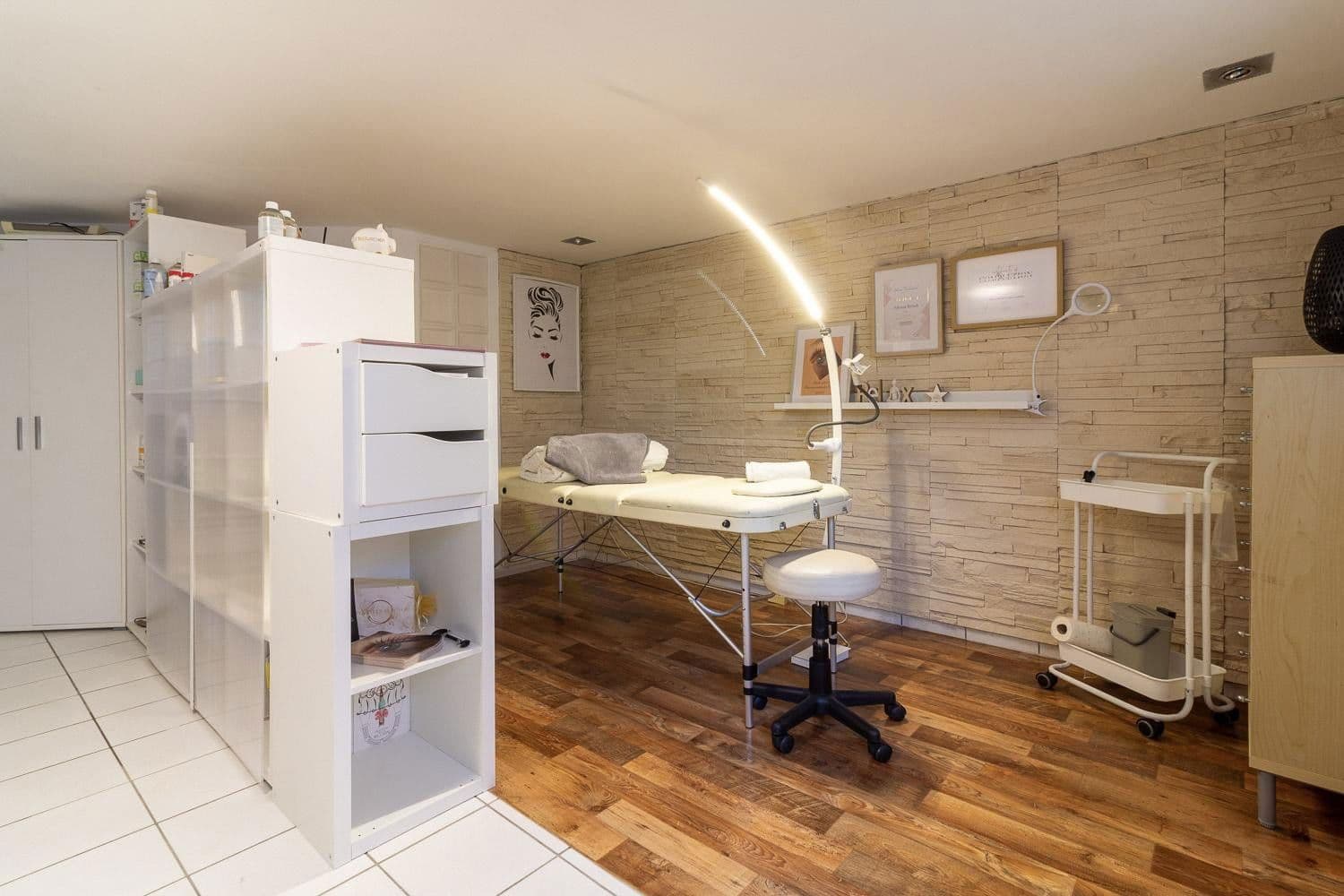 Prodej domu 186 m², pozemek 1.588 m², Hamm, Severní Porýní-Vestfálsko Prodej domu 186 m², pozemek 1.588 m², Hamm, Severní Porýní-Vestfálsko