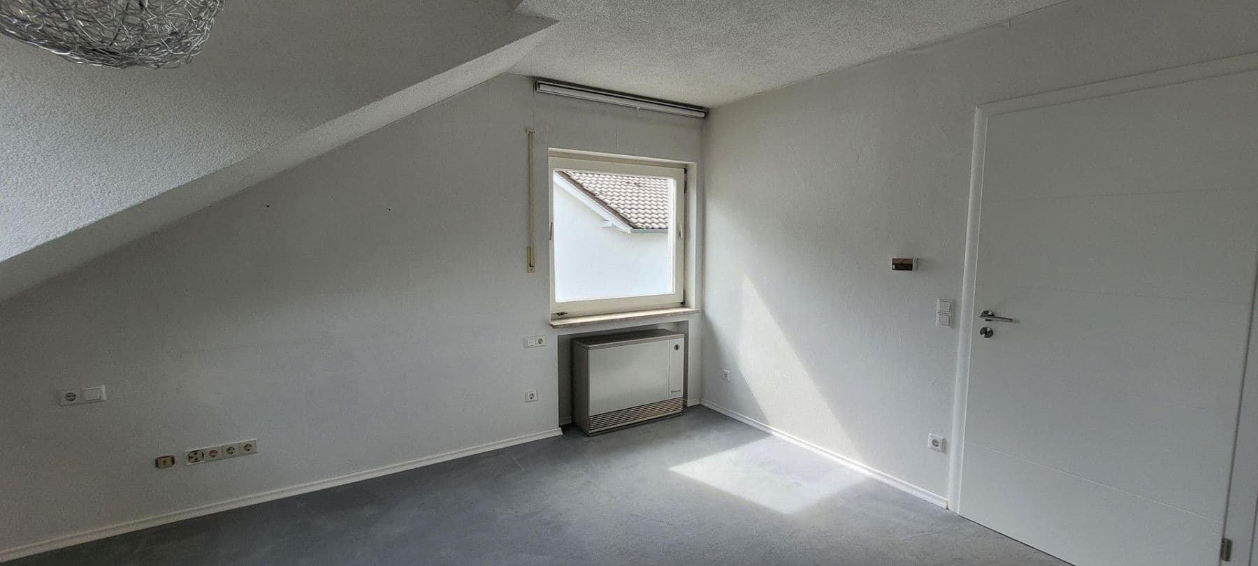 Pronájem bytu 3+1 102 m², Bretten, Bádensko-Württembersko Pronájem bytu 3+1 102 m², Bretten, Bádensko-Württembersko