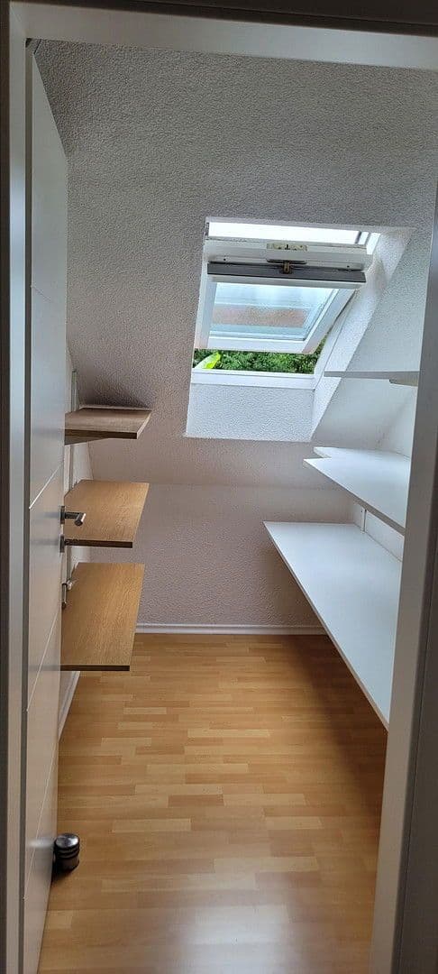 Pronájem bytu 3+1 102 m², Bretten, Bádensko-Württembersko Pronájem bytu 3+1 102 m², Bretten, Bádensko-Württembersko