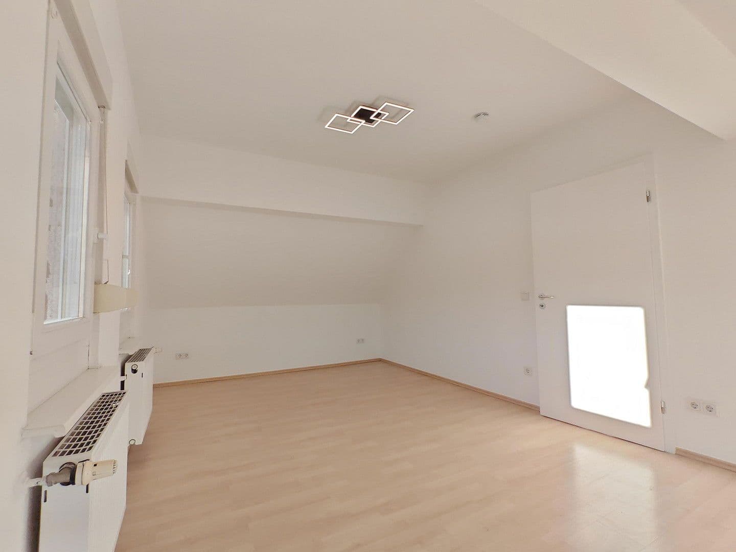 Pronájem bytu 2+kk 63 m², Nibelungenstraße 67, Lautertal (Odenwald), Hessen Pronájem bytu 2+kk 63 m², Nibelungenstraße 67, Lautertal (Odenwald), Hessen