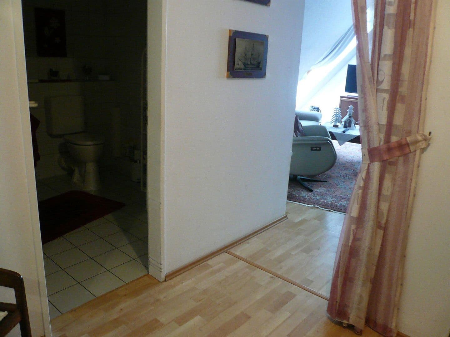 Pronájem bytu 2+1 69 m², Hauptstraße 284b, Heiligenhaus, Severní Porýní-Vestfálsko Pronájem bytu 2+1 69 m², Hauptstraße 284b, Heiligenhaus, Severní Porýní-Vestfálsko