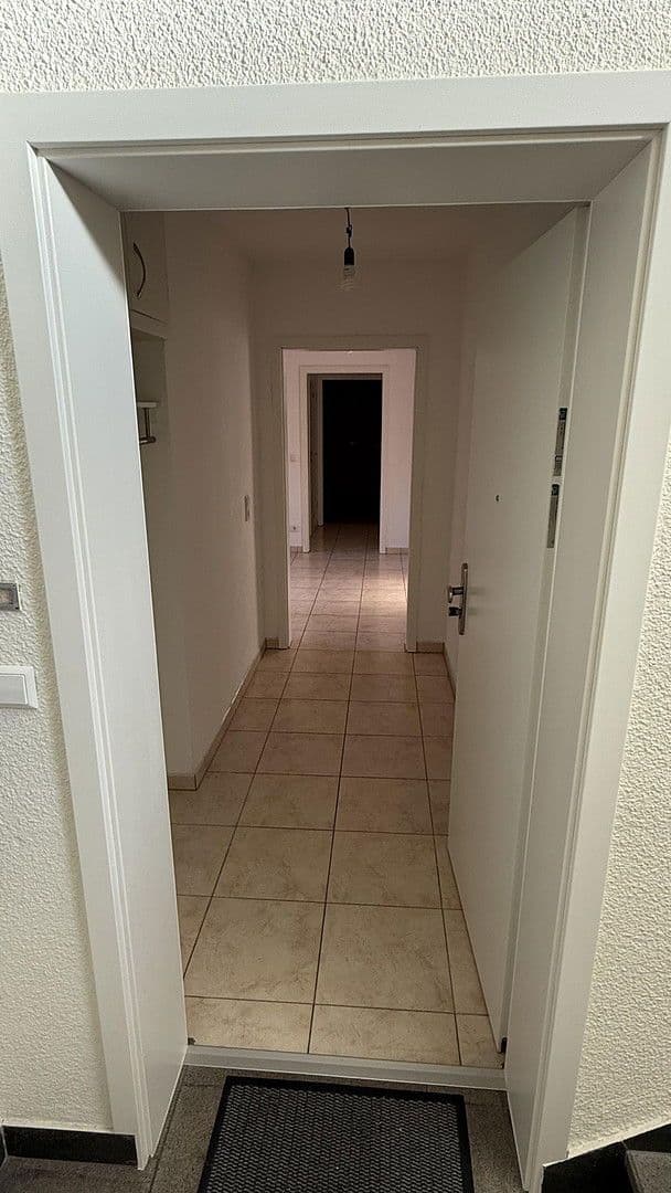 Pronájem bytu 4+kk 106 m², Stuttgart, Bádensko-Württembersko Pronájem bytu 4+kk 106 m², Stuttgart, Bádensko-Württembersko