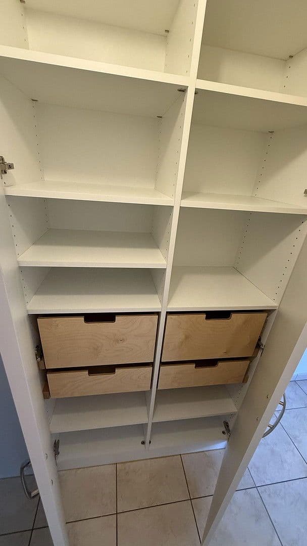 Pronájem bytu 4+kk 106 m², Stuttgart, Bádensko-Württembersko Pronájem bytu 4+kk 106 m², Stuttgart, Bádensko-Württembersko