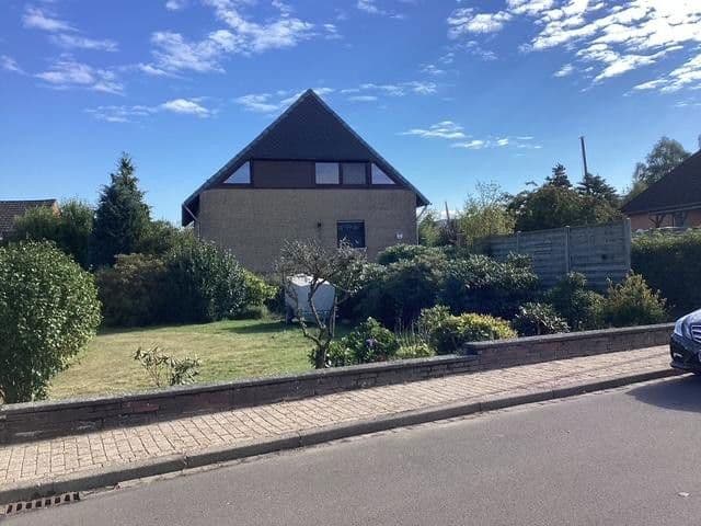 Prodej domu 179 m², pozemek 1.000 m², Nelkenstraße 13, Syke, Dolní Sasko Prodej domu 179 m², pozemek 1.000 m², Nelkenstraße 13, Syke, Dolní Sasko