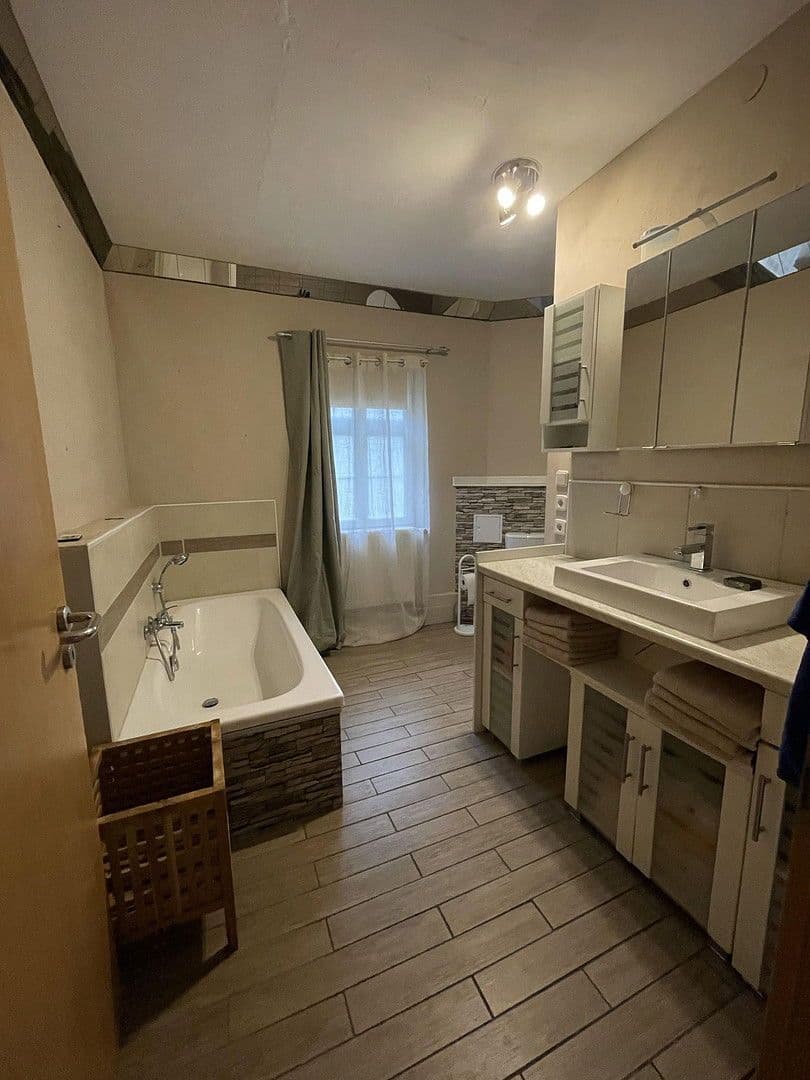 Prodej domu 300 m², pozemek 685 m², Diemelsee, Hessen Prodej domu 300 m², pozemek 685 m², Diemelsee, Hessen