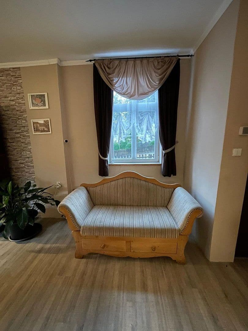 Prodej domu 300 m², pozemek 685 m², Diemelsee, Hessen Prodej domu 300 m², pozemek 685 m², Diemelsee, Hessen