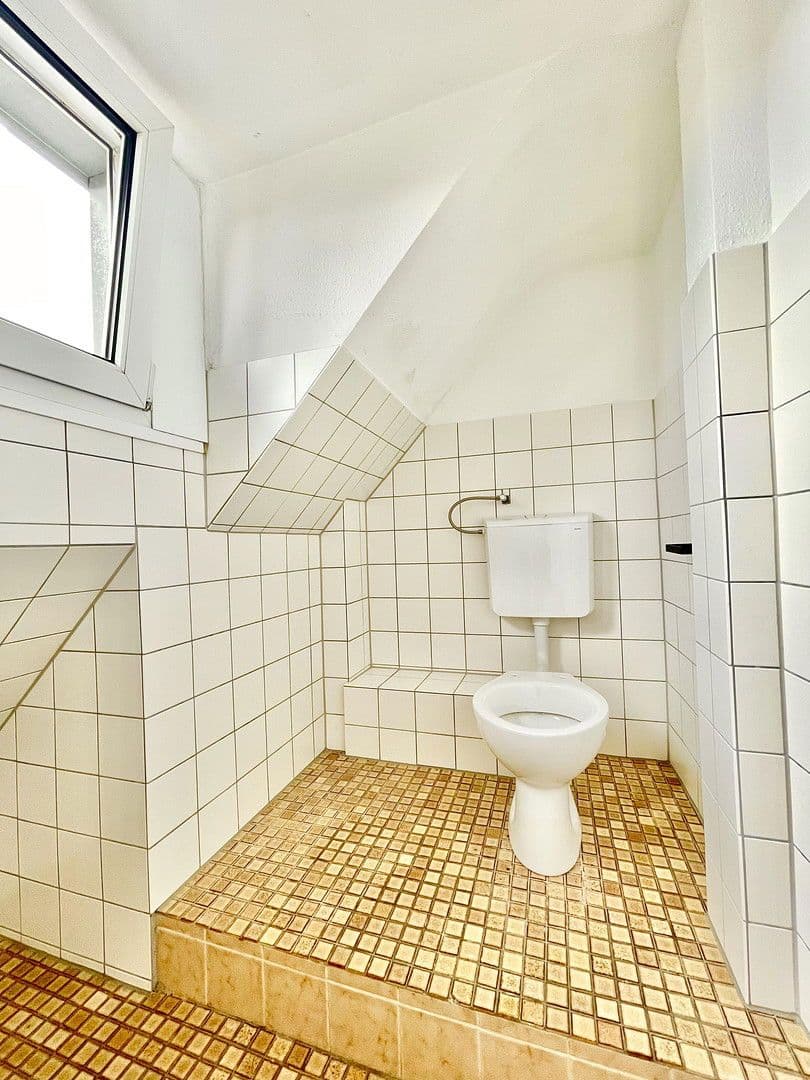 Prodej domu 256 m², pozemek 808 m², Köln - Worringen, Severní Porýní-Vestfálsko Prodej domu 256 m², pozemek 808 m², Köln - Worringen, Severní Porýní-Vestfálsko