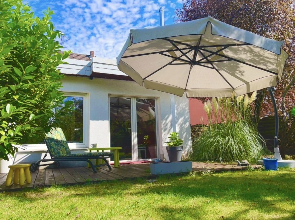 Prodej domu 256 m², pozemek 808 m², Köln - Worringen, Severní Porýní-Vestfálsko Prodej domu 256 m², pozemek 808 m², Köln - Worringen, Severní Porýní-Vestfálsko