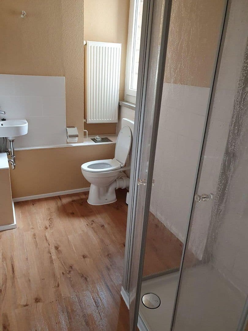 Pronájem bytu 1+1 55 m², Stadelstraße 1, Suhl, Durynsko Pronájem bytu 1+1 55 m², Stadelstraße 1, Suhl, Durynsko