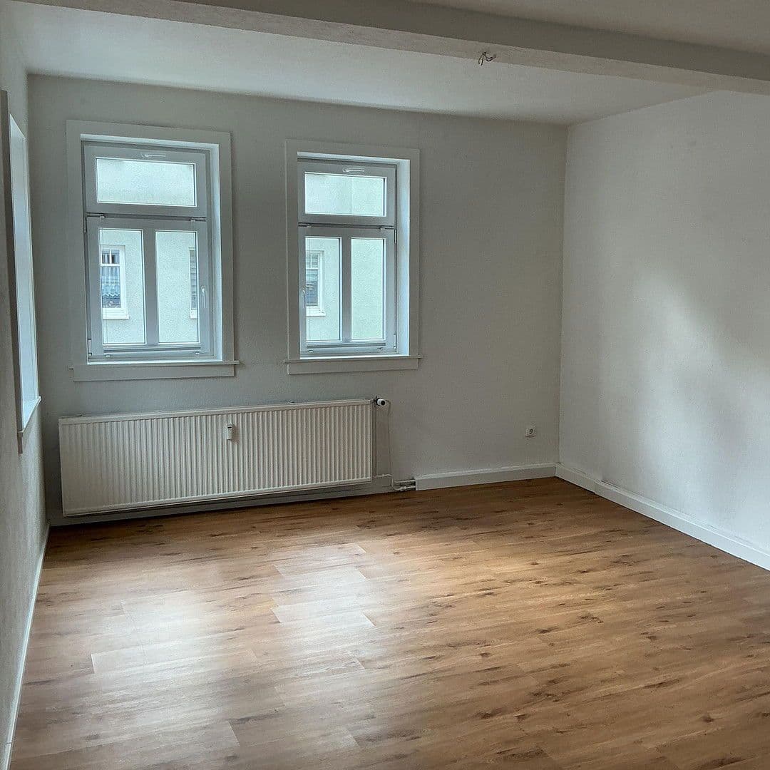 Pronájem bytu 1+1 55 m², Stadelstraße 1, Suhl, Durynsko Pronájem bytu 1+1 55 m², Stadelstraße 1, Suhl, Durynsko