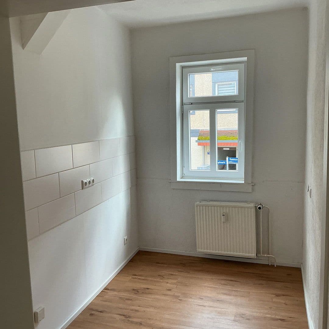 Pronájem bytu 1+1 55 m², Stadelstraße 1, Suhl, Durynsko Pronájem bytu 1+1 55 m², Stadelstraße 1, Suhl, Durynsko