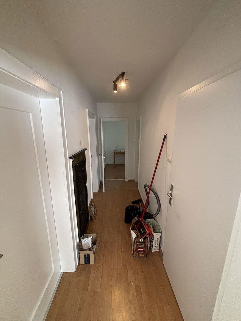 Pronájem bytu 3+1 74 m², Esslingen am Neckar, Bádensko-Württembersko Pronájem bytu 3+1 74 m², Esslingen am Neckar, Bádensko-Württembersko